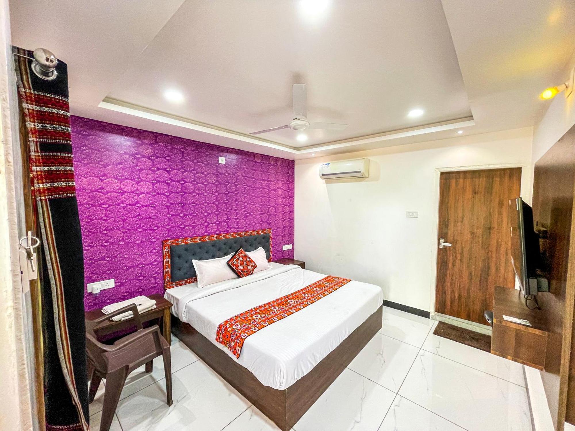 Stay Guru Resort Farm Villa Bhuj Rum bild